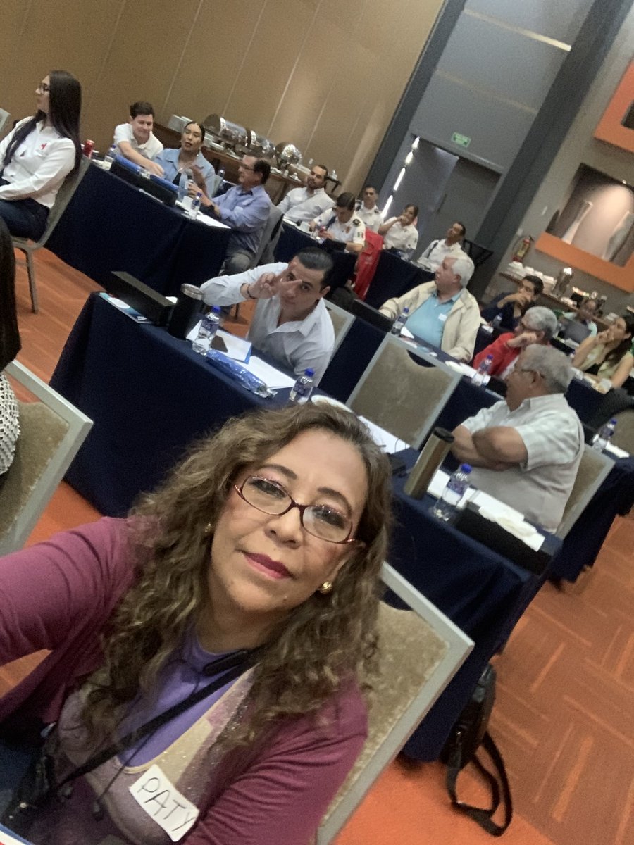 ampatyher's tweet photo. Semana intensa 30-11-22 Curso de Capacitación sobre Seg y Salud en el Trabajo módulo 3 proyecto de la Mejora de la Seguridad y Salud en el Trabajo en las cadenas del chile y del tomate en Jalisco @OITMexico #FVZ @YesssiCC participación @CTM_JaliscoFTJ @druida33 #MartinRamgel https://t.co/6aDHnrdnH2