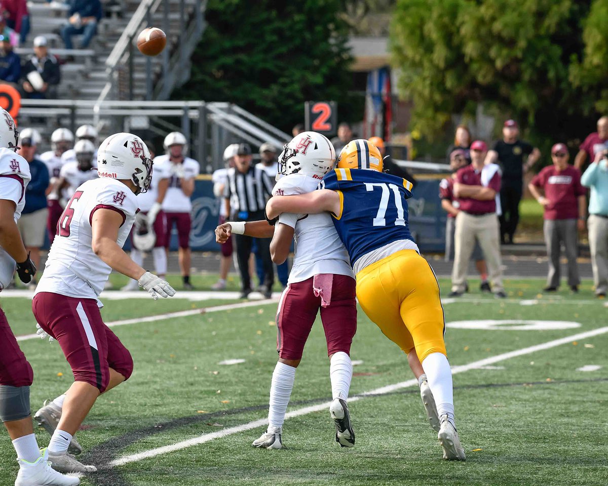 Thomas Tyler Unanimous 1st Team All-Region Defensive End