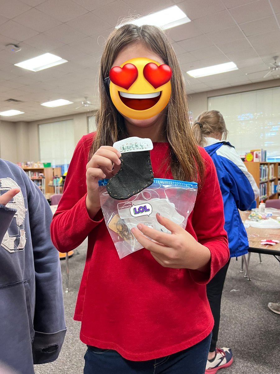Kendall Elementary Library tweet media