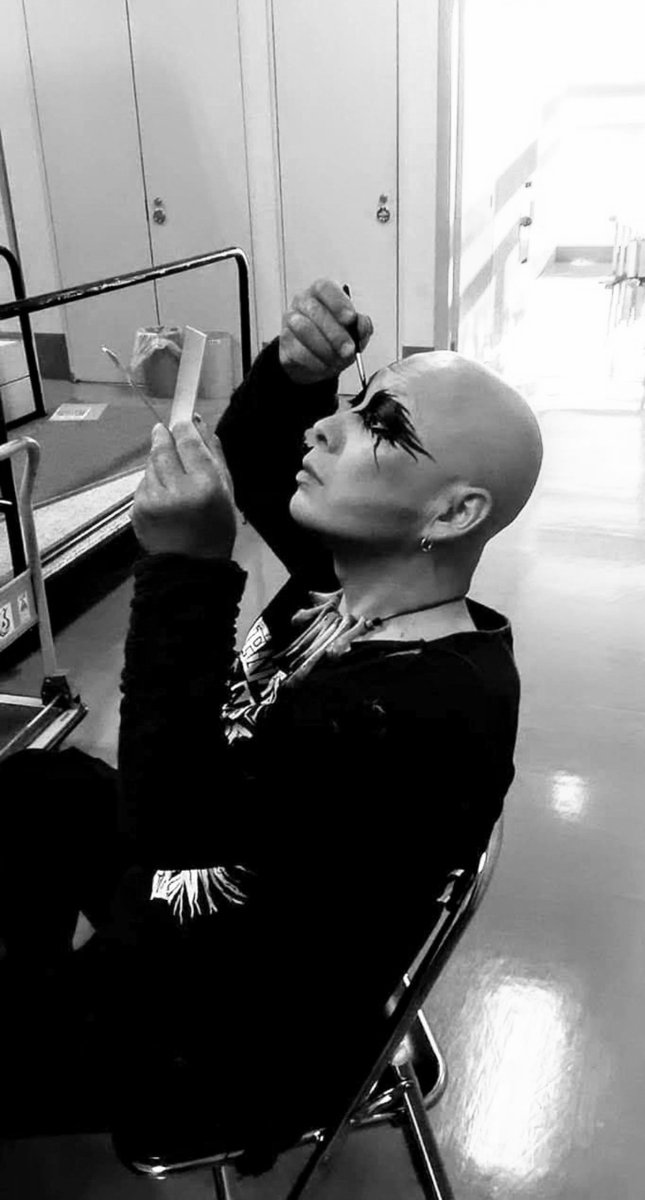 wA4szsGvl4FUxYI's tweet image. ヒミツノコウドウの2022年ラストは岡山で〆ます🎵
めっちゃ楽しみ！！
ステージもメイクもキメるよ😁w
みんな来て来てー✨✨
お待ちしてます🍀

■12月11日㈰

@岡山 デスペラード

open 18:00 / start 18:30
¥2000+drink

#vIEWpOINt
#2me
#ミトン
#モジュララ
#ヒミツノコウドウ
#岡山デスペラード