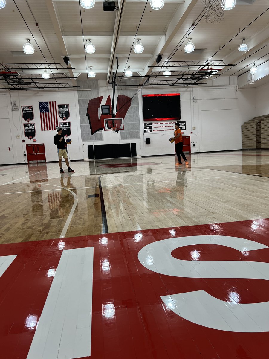 HoopItUp's tweet photo. Follow Hoop It Up Champs @3ballusa Omaha to the FIBA 3x3 Abu Dhabi Final. @mitchellhahn will be providing regular updates exclusively to https://t.co/cFVYxdKF3G during the team’s travel and preparations for the tournament. Check out the first update here:
https://t.co/vFWbO9ODoK https://t.co/7z77awNGCH