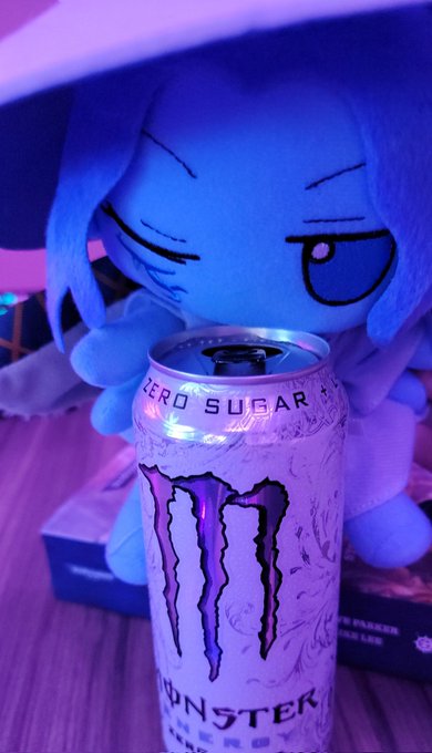 look how cute my wife is and how real she is :DD https://t.co/9IC40OVyY4