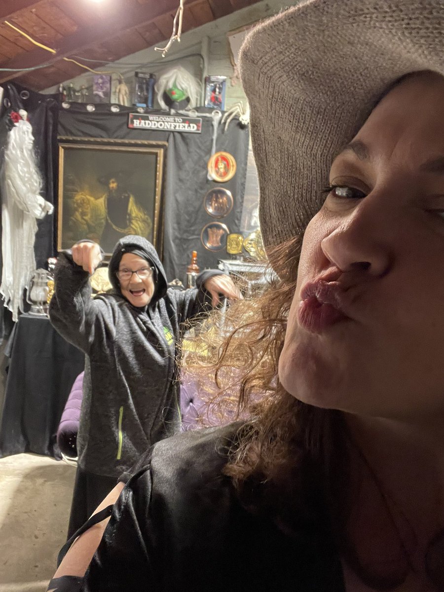 horrorcitydet's tweet photo. Clowning around after filming today. The Impaler Detroit, The Witch Morgana, &amp; Genevieve Dragonweed.

#horrorcitydetroit #FATBOYMEDIA #DRCPARMY 
#setlife #filmmaking #behindthescenes #film #onset #cinematography #filmmaker #actor #director #cinematographer #filmproduction https://t.co/D9JtenLkRa