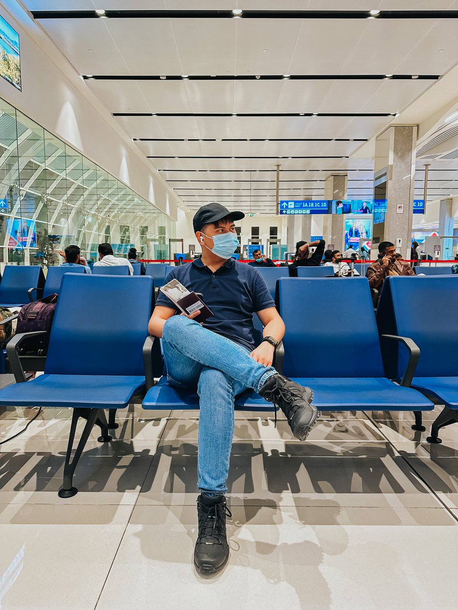 darylblake09's tweet photo. Hello Georgia. HELLO EUROPE! 🇬🇪🛬
#vsco #vscocam #vscoph https://t.co/fFUIlGiuhb