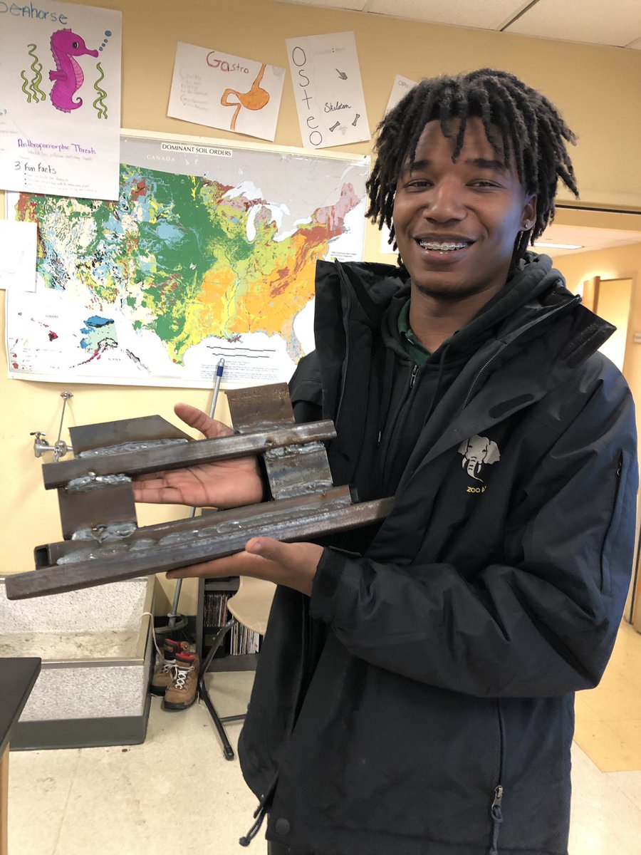 CPSHoward's tweet photo. Senior student in CZBG maintenance pre-apprenticeship lab learning welding. reinforcing his desire upon graduation! Great mentorship happening daily with our students #zooacademycps #iamcps #hughesstem #zooacademycps https://t.co/bOtiXtDwXJ