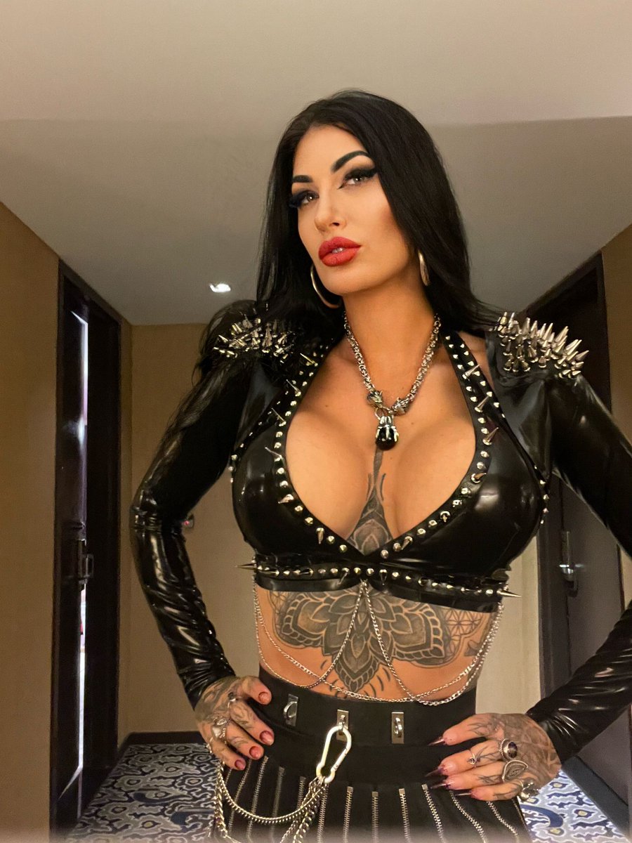 Mistress Damazonia - Vancouver 🇨🇦 on Twitter: "RT @KinkedSites: Worked