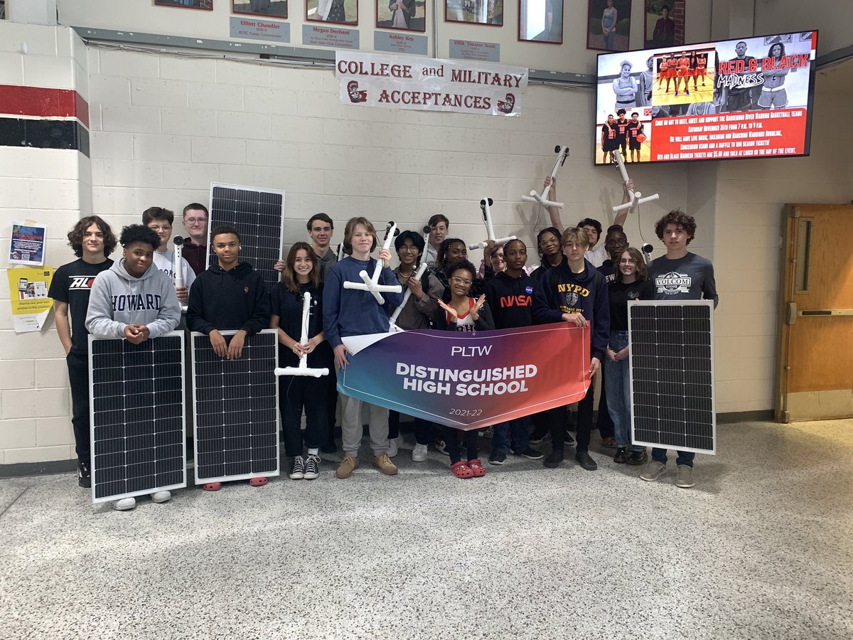 tinker_tree's tweet photo. POE Ss had a great day building Wind Turbine bases and got to see the solar panels they will be working with. All of this was thanks to our grant from @DominionEnergy
#WarriorStrong #BuildingTheBestSPS #PLTWproud @NRWarriors https://t.co/C0954oUCyM