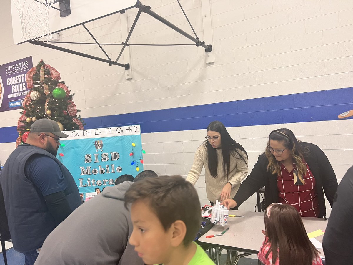 Sonia Baez-Morales (@sbaezmorale_res) on Twitter photo Polar Express Literacy Night! Thank you Roadrunner for a successful evening. <a href="/RobertRRojas_ES/">Jennifer Marquez</a> #TeamSISD <a href="/bbarrera_LC/">Bianca L. Barrera</a> Polar Express Literacy Night! Thank you Roadrunner for a successful evening. <a href="/RobertRRojas_ES/">Jennifer Marquez</a> #TeamSISD <a href="/bbarrera_LC/">Bianca L. Barrera</a>