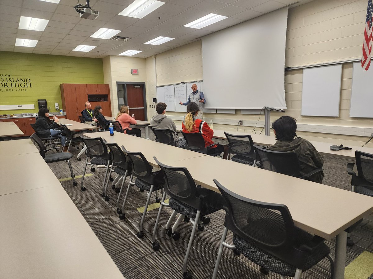 Learning the ins and outs of marketing and its process thanks to Jack Sheard <a href="/FBLA_CPI/">Academies of Grand Island FBLA</a> <a href="/NebraskaFBLA/">Nebraska FBLA</a> <a href="/ideabankonline/">IdeaBank Marketing</a>