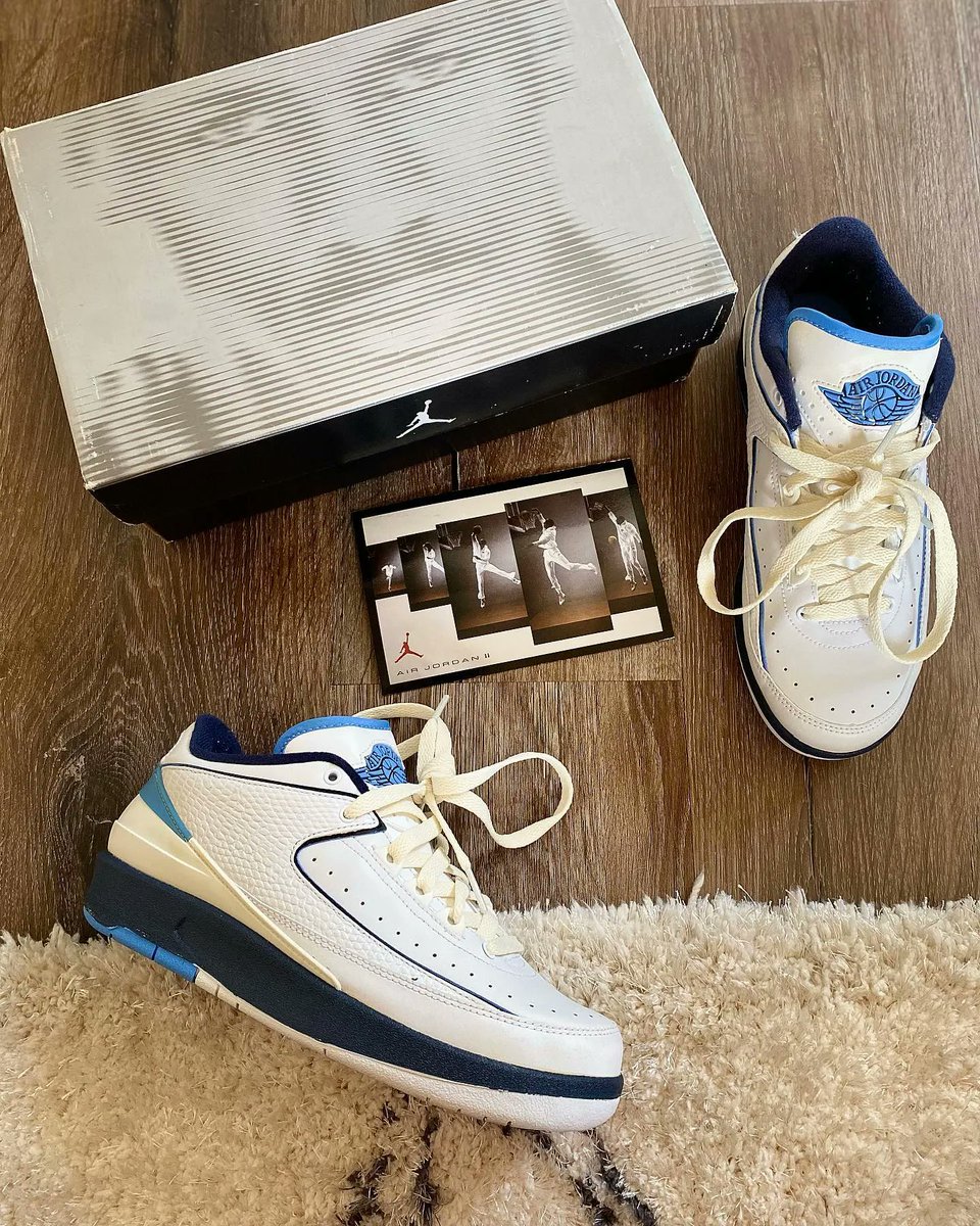 ps4 sneakers