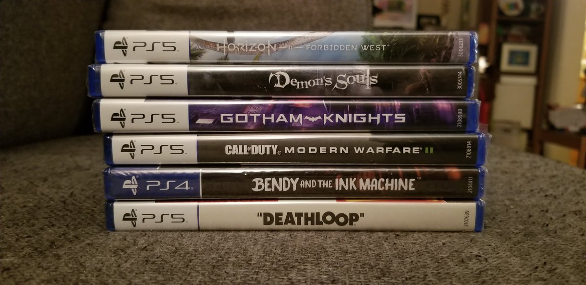 Bushmonke's tweet photo. Was in a mood today so went and spent some of my gazillion optimum points. Merry Christmas to me #gaming #ps5 #vacationtimesoon https://t.co/sExe6XEl5K