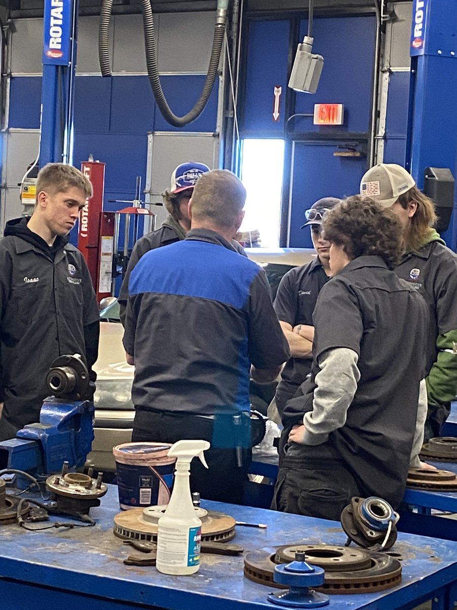 These students <a href="/FOCTC/">CTC at Fort Osage</a> are learning skills to repair automobiles.