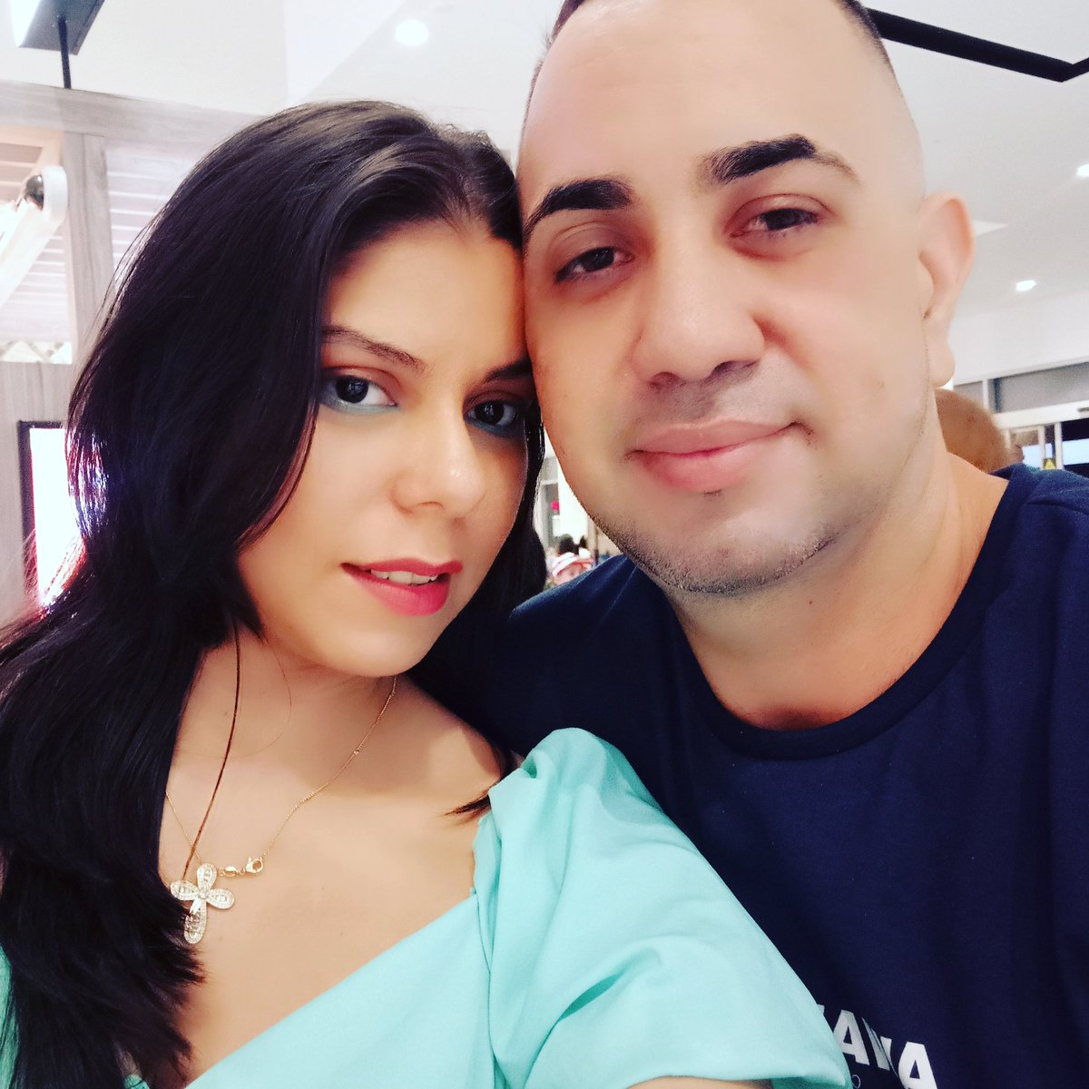 loreinemolina's tweet photo. #NuevaFotoDePerfil https://t.co/IrsTYwdUpu