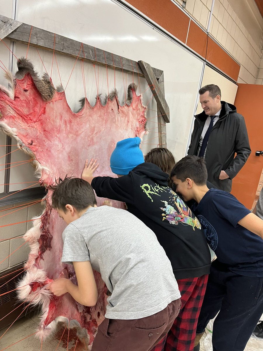 Nothing like learning by doing! Thanks so much from <a href="/dmeyersYQR/">Derek Meyers MLA - Walsh Acres</a> for coming to check out land based <a href="/CentennialSchoo/">🐾 Ecole Centennial</a> #landbasedlearning