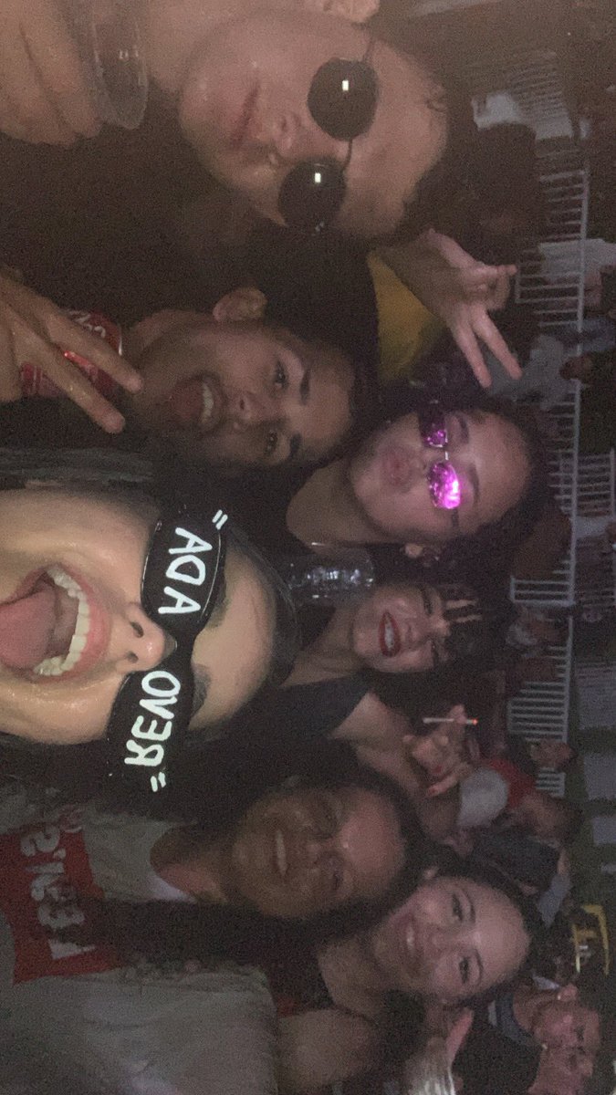 Pereira_poly1's tweet photo. Misericórdia, oq foi isso?😳 @youbitch______ @Mau_santana02 @Gabriel_jgms @Iohanasnogueira @Luarasaraiva @_vivamarianaa https://t.co/ri9yTKwaNV