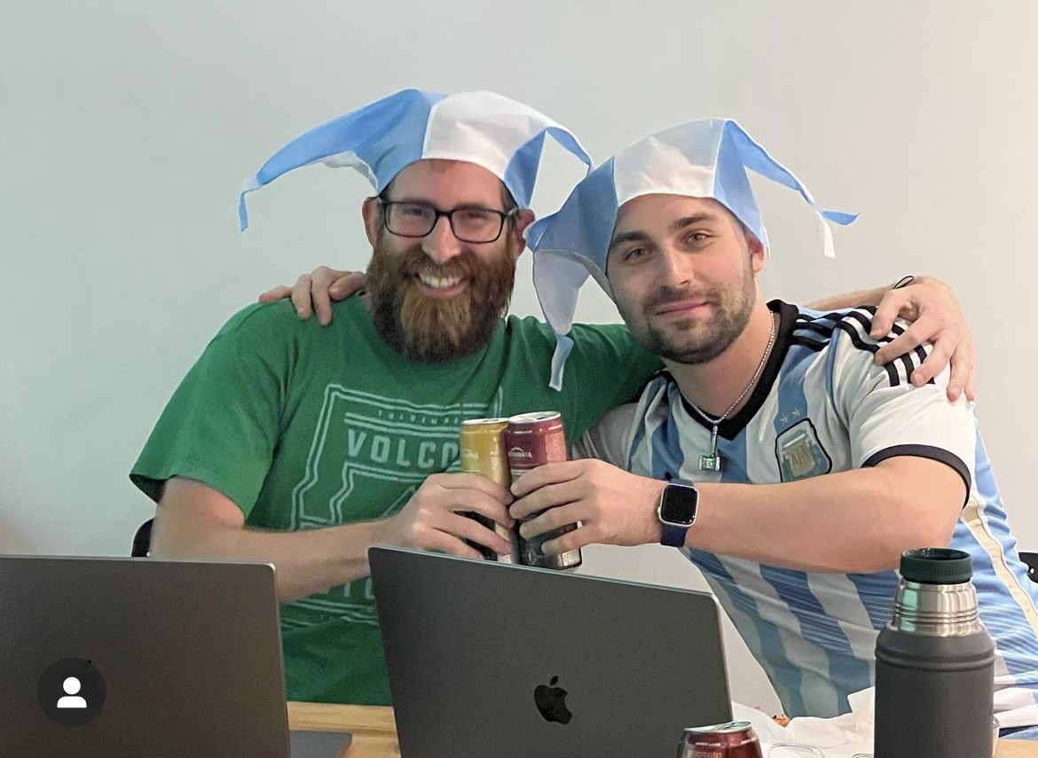 dxs_1's tweet photo. Love these pictures from @DataXstream’s Buenos Aires team today #workhardplayharder #FIFAWorldCup #dxscheerswithyou Go Argentina! ⚽️🇦🇷 https://t.co/5b6f1qYqLb