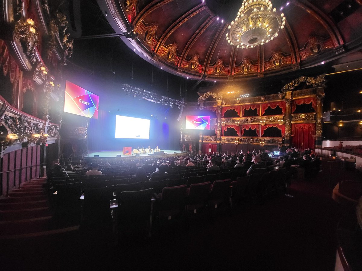 msperez's tweet image. STG207 - Data Protection and Governance on AWS is starting in 30 minutes at the beautiful Venetian Theater. #aws #awsdataprotection