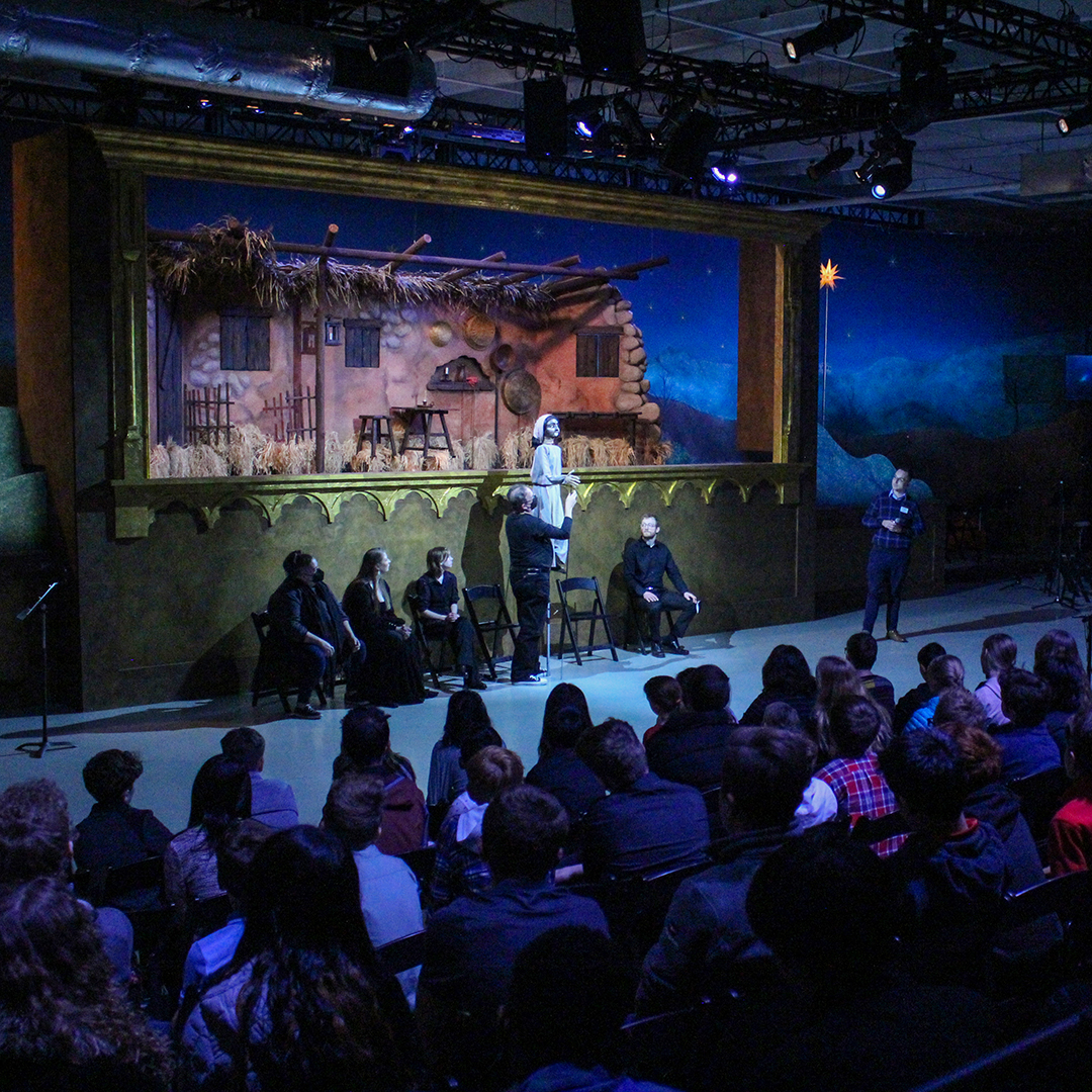 kcopera's tweet photo. Today, Lyric Opera welcomed 178 students from Harmony Middle School to watch a performance of Amahl and the Night Visitors!

Students enjoyed Q&amp;A with puppeteers, artists, and the director! Thank you to HMS students and staff for being such an engaged audience.
@learnLOKC https://t.co/9C5pIRTEOK