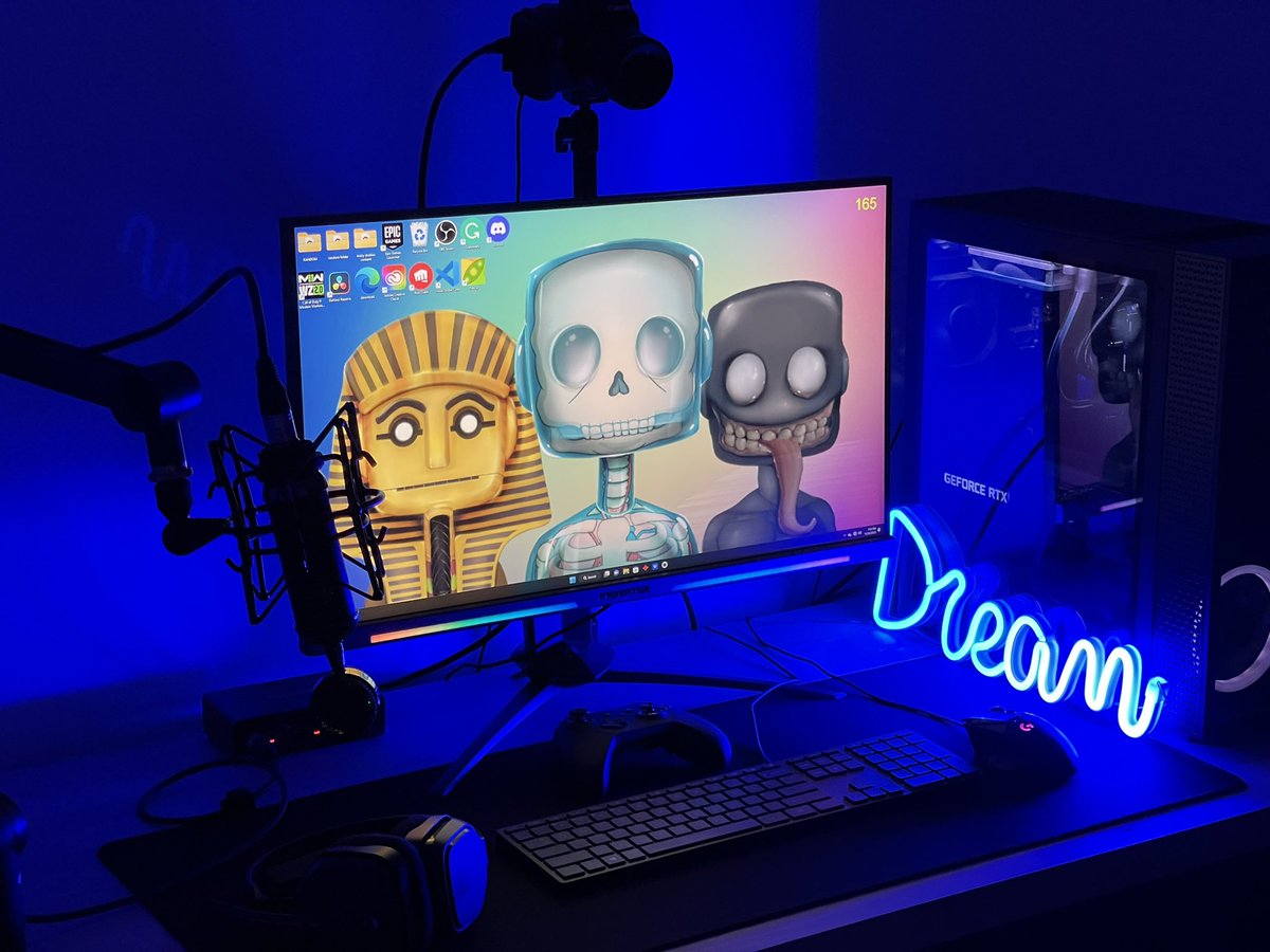 BotzyNfts's tweet photo. Got to the new house, waiting on the internet to get turned on. But in the meantime I had a chance to setup the new work station! #pcgaming #pc #pcsetup #nft #nfts #cardgame #cardgames #gaming #botzy https://t.co/aJ79tLHBgi