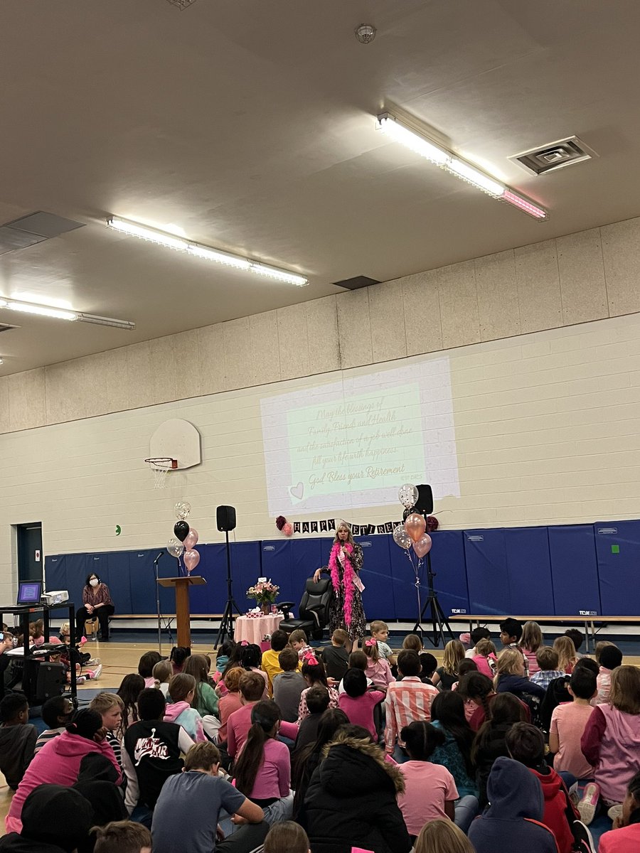 Ms. Buckley tweet media