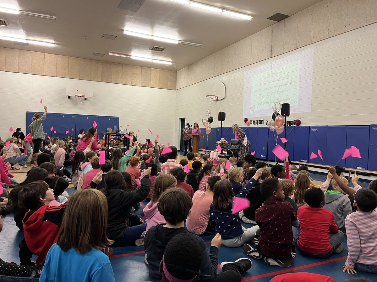 Ms. Buckley tweet media