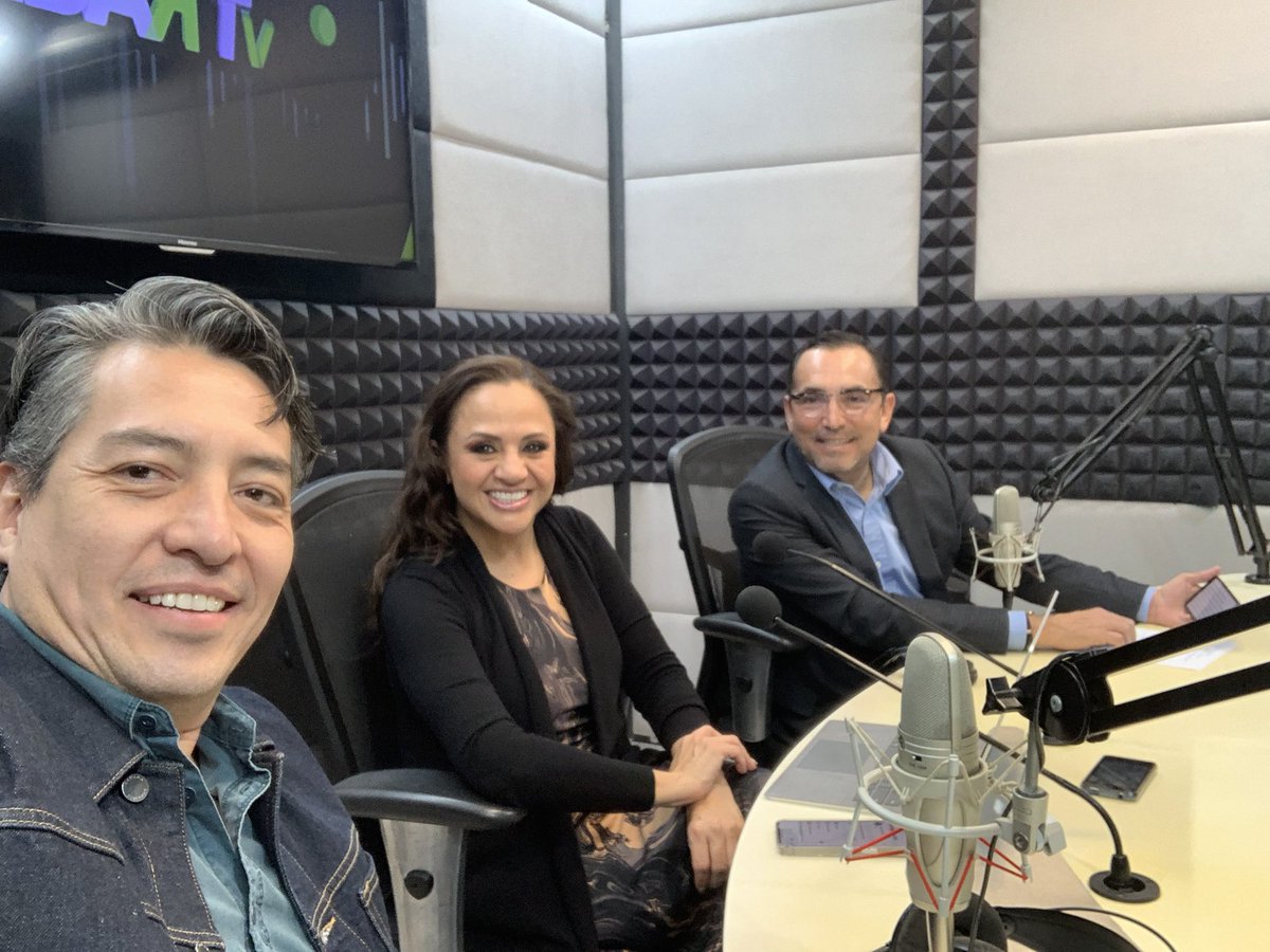 Mario León Leyva (@marioleonleyva) on Twitter photo Con <a href="/taniaruizcastro/">Tania Ruiz Castro</a> para Pedro y los Lobos de <a href="/RadarNews1075/">RADAЯ News 107.5 FM</a> con <a href="/PedroPabloTR/">Pedro Pablo Tejada Ramírez</a> Ahí nos escuchamos !! Con <a href="/taniaruizcastro/">Tania Ruiz Castro</a> para Pedro y los Lobos de <a href="/RadarNews1075/">RADAЯ News 107.5 FM</a> con <a href="/PedroPabloTR/">Pedro Pablo Tejada Ramírez</a> Ahí nos escuchamos !!