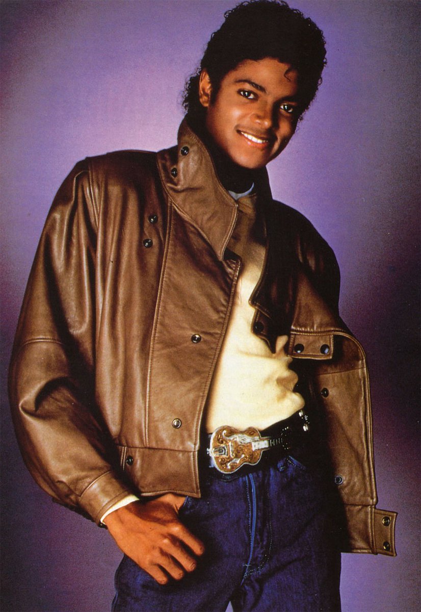 LLTKINGMJJ's tweet photo. 🎧MICHAEL JACKSON'S #THRILLER #NP
💿THRILLER ALBUM' TURNS 🥂40✨(11/30/1982) 
https://t.co/W2TQxFG2nk https://t.co/fkAnOgOkKw