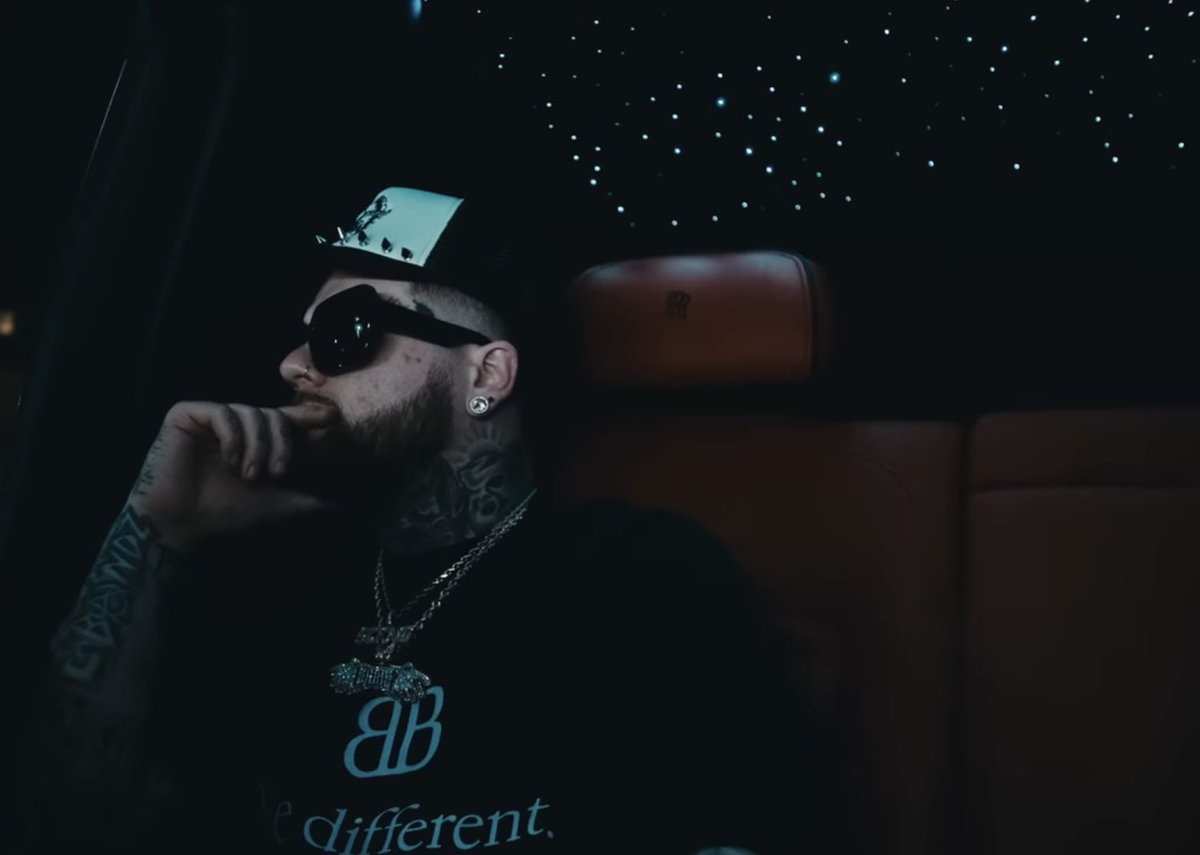 doobie's tweet photo. I’m fine with losing sleep if it’s money involved #AllHim https://t.co/Tm1vQEiozi