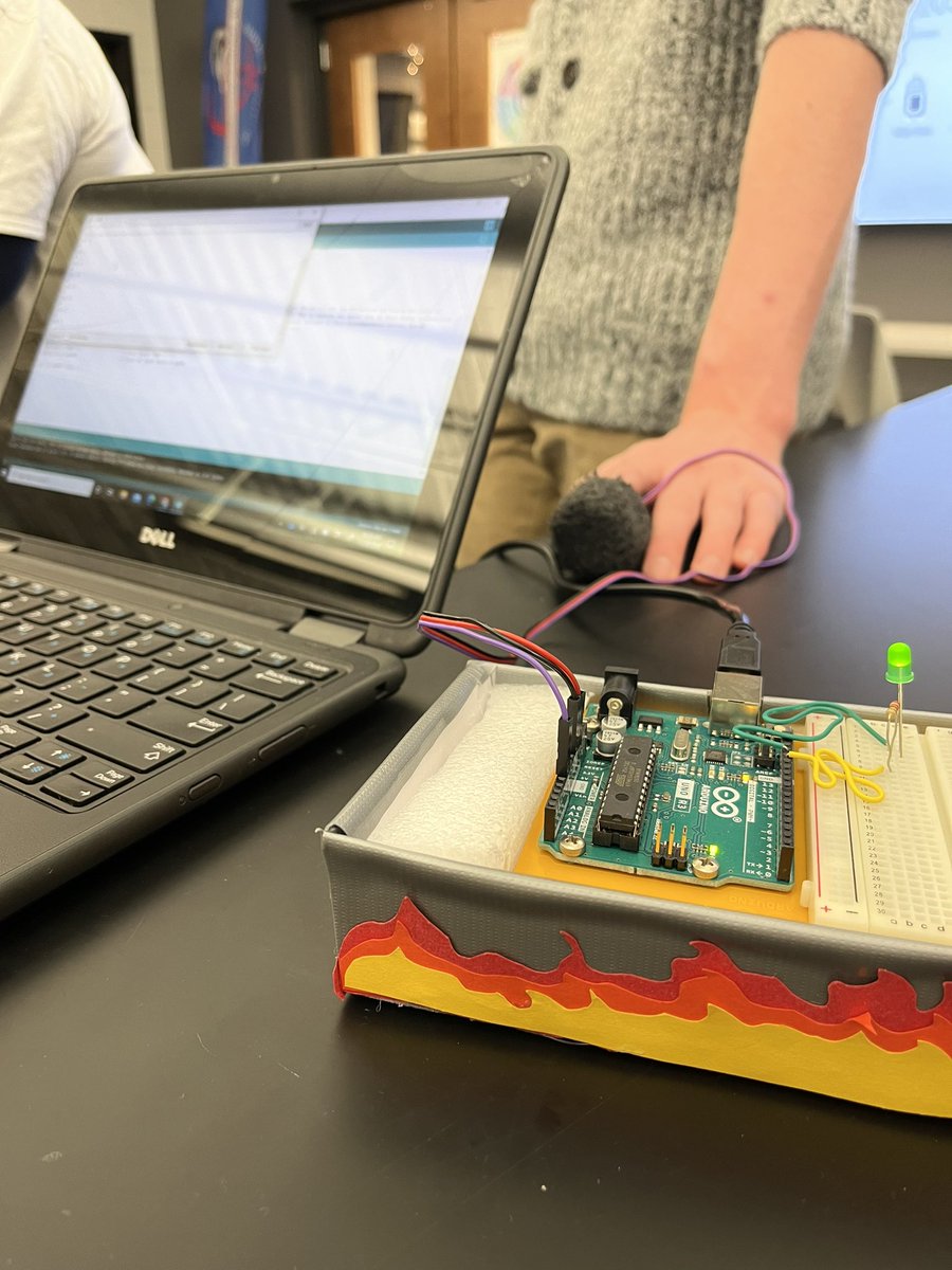 OlatheBIOeng's tweet photo. Seniors started presentations today over the medical sensors they have been building. Through research, surveys and needs finding, @arduino practice, and a hard working team students have come up with some amazing sensors! #futurebioengineers #STEM @Olathe21st https://t.co/MmPyIxF2yl