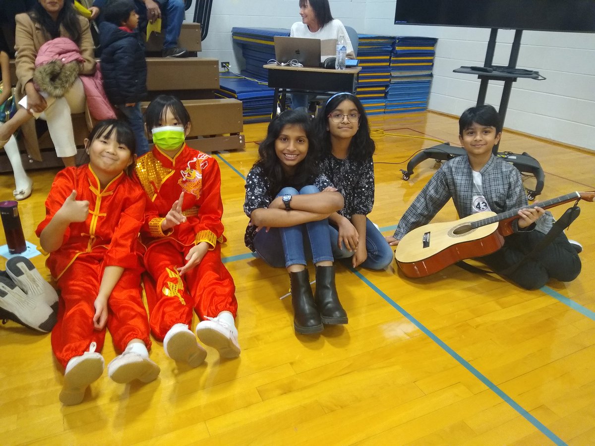 WinnieClausell's tweet photo. Pumas got talent!! 2022 Talent Show #PrairiePumas #joy #inspire96 https://t.co/kVLqqUv21G