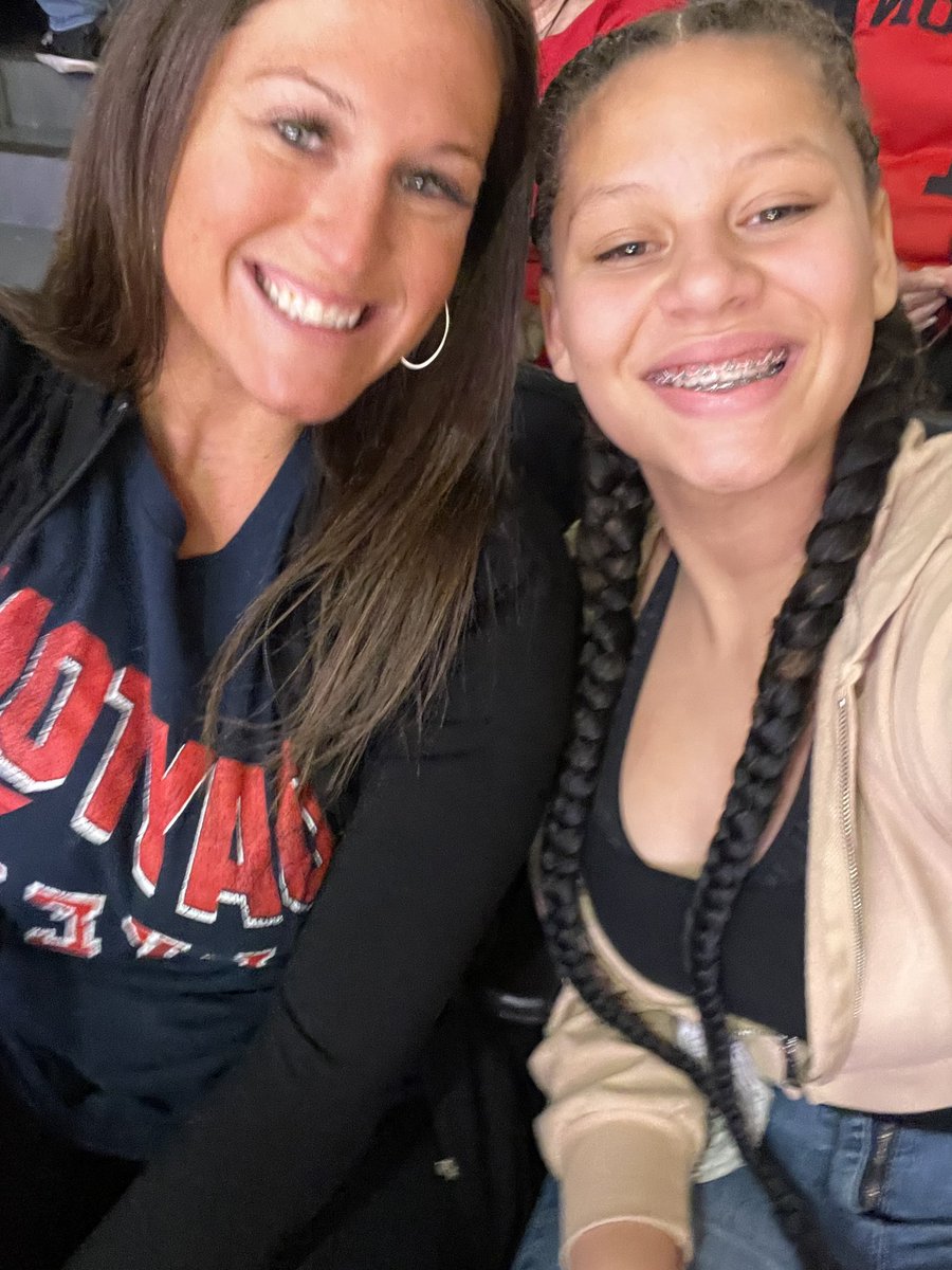 KelLay89's tweet photo. @DaytonFlyers Bring it home! #dayton6th https://t.co/1IHBRKG00d
