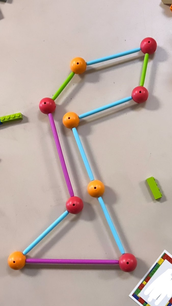 Building polygons &amp; making polygon art inspired by Ellsworth Kelly in #mathworkshop today. #handsonmath #mathart #rps3rd #polygons #rpscrestwood