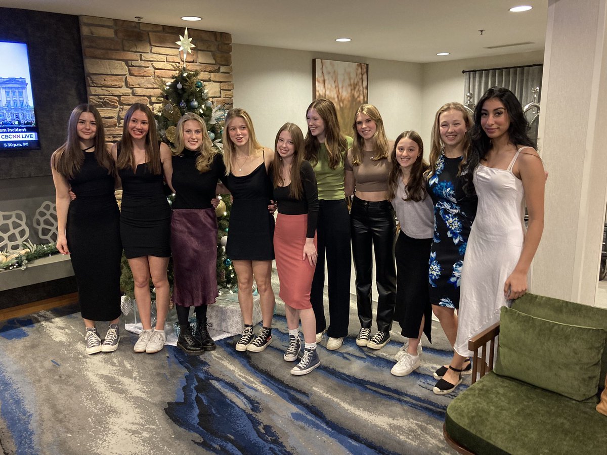 cassell_m's tweet photo. Heading to the Banquet. https://t.co/AWynwlus77