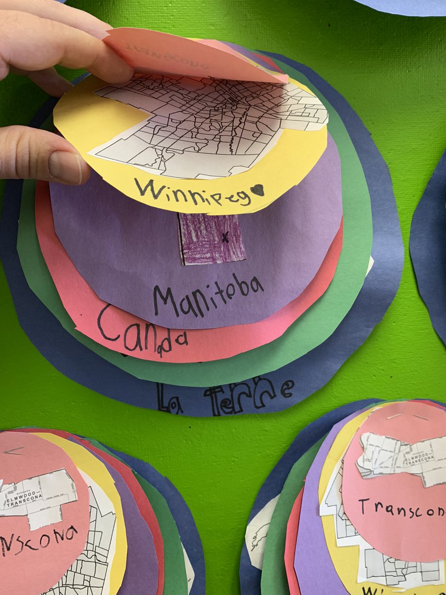 ec_RETSD's tweet photo. Grade 2 students are learning about their place in the world. https://t.co/ijmNMfMkhH