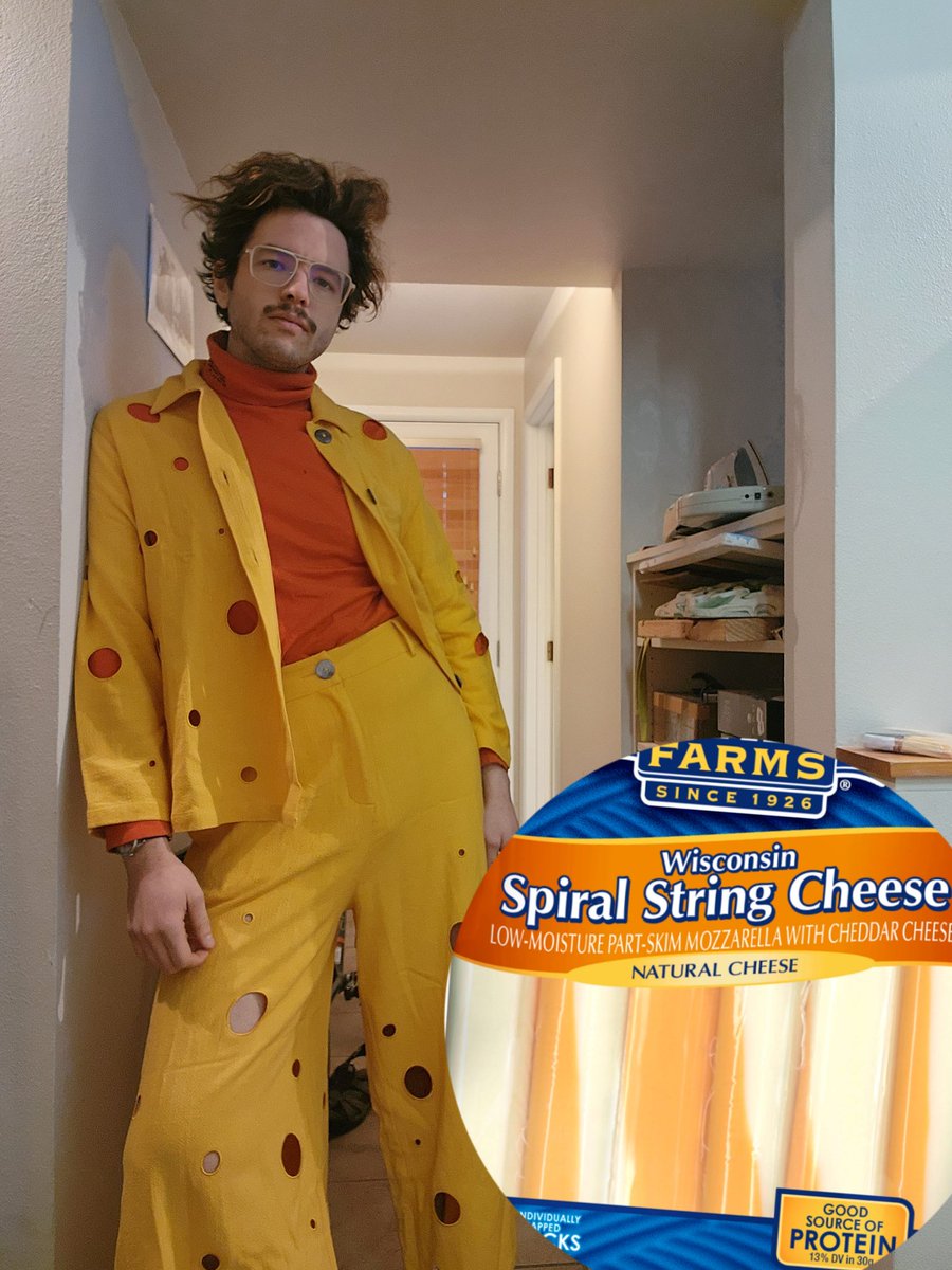 TheNeighborsKid's tweet image. Who wore it better