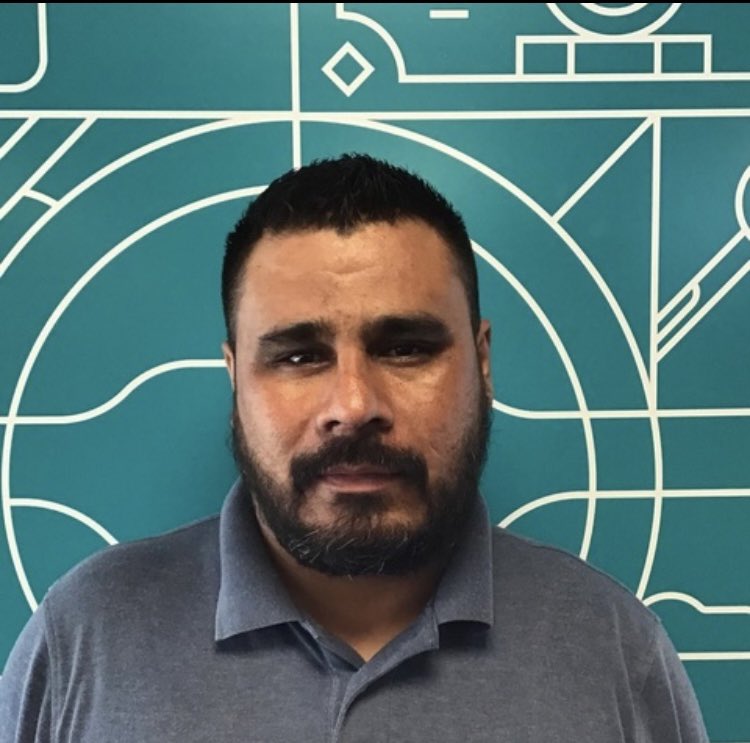 ke_rabia's tweet photo. Amigos si quieren robar sin ninguna consecuencia pueden meterse de choferes de @Uber_MEX, no pasa nada y lo pueden hacer con la mano en la cintura :) ayer Mario Alberto en un NISSAN VERSA NKT7997 me ROBÓ unas bolsas en como uber flash. Obviamente intenté recuperarlas y nada. https://t.co/r5ZJIdpFa8