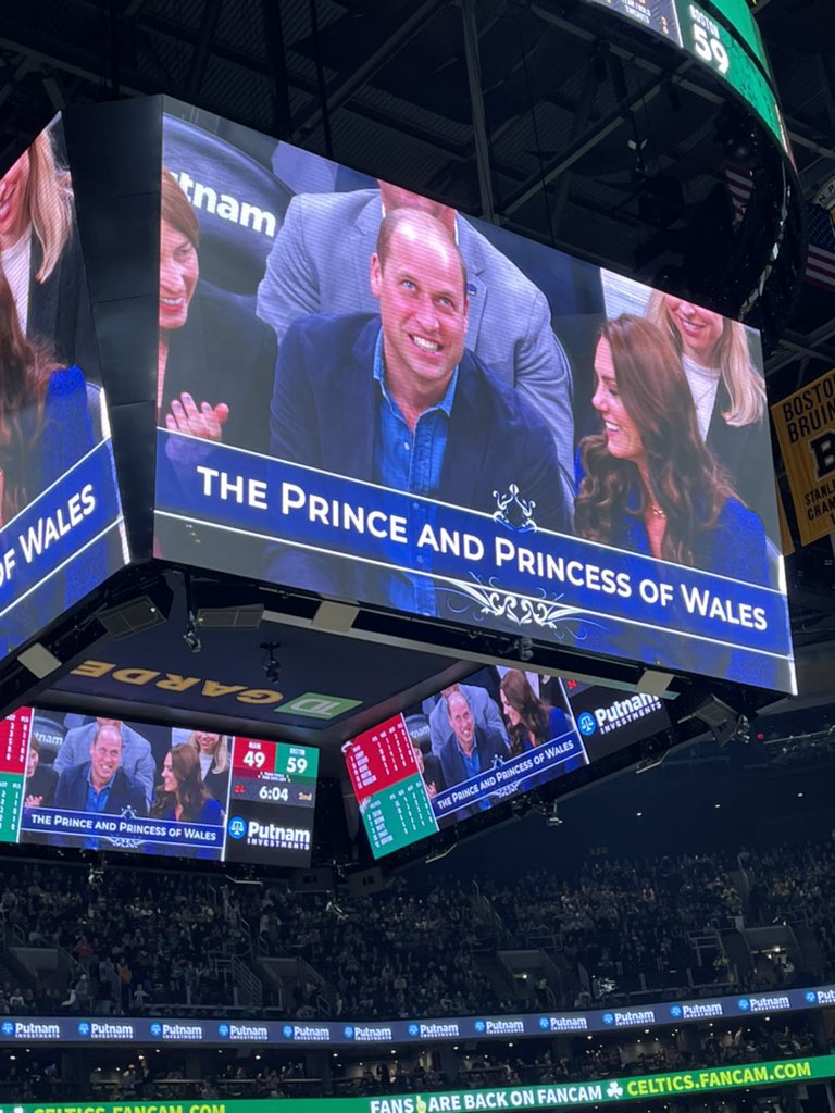 Canellelabelle's tweet photo. Prince William and Princess Catherine showing up at a basketball game like: "Now You can keep creating  petty distractions all you want, But my wife and I have a busy schedule and we will enjoy it" America LOVES #PrinceandPrincessofWales! 😍🤩🇺🇸💅🏽Full stop https://t.co/mleMjiwWaK