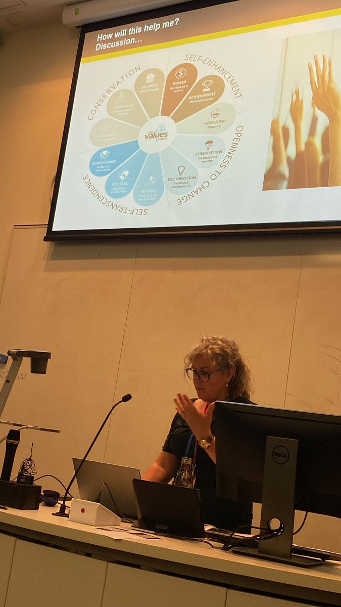 Lynette Vernon tweet media