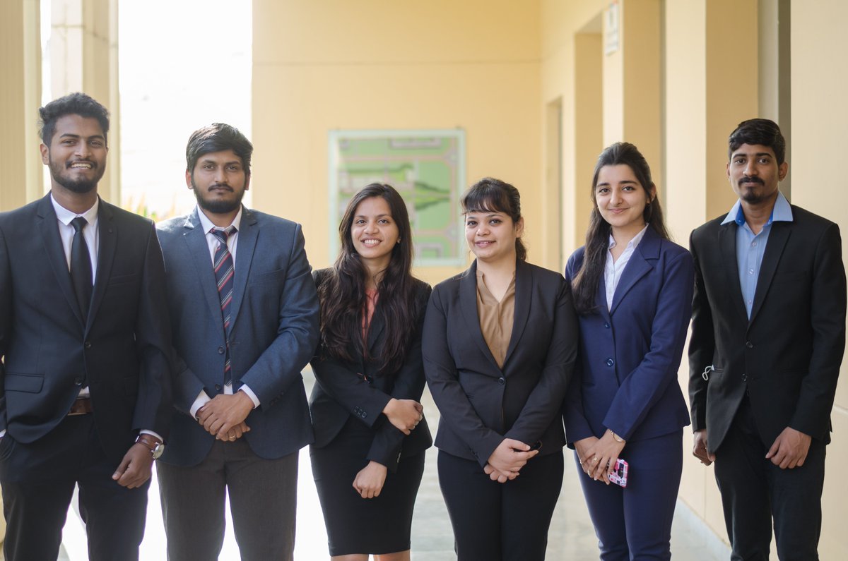 BITS_MBA's tweet photo. It's already been a year.. And now it's time for the new faces to take over!!

We are elated to welcome the junior MRC and see them carry forward the legacy hereafter.

Taking away a lot of learnings, experiences and memories, MRC 2021-22 signing off! https://t.co/ARBBZ1uCUY
