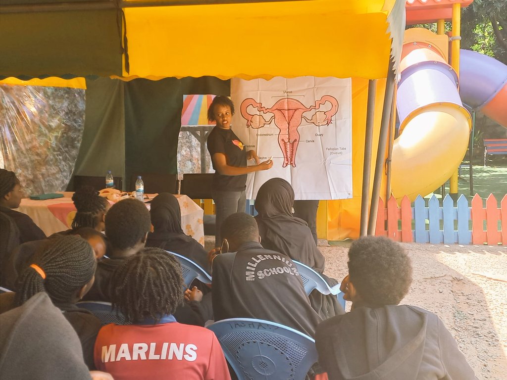 theboldphase's tweet photo. Our volunteers, #Bold in the empowerment of the girl child!
#SRHR #16DaysofActivism #theboldphase
@UNVKenya @LabourSPKE #volunteers https://t.co/Y11HoxQz4M
