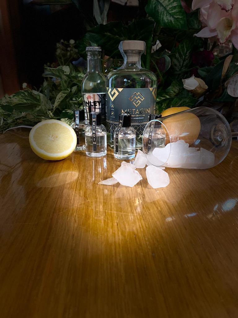 0xfivelabs's tweet photo. Do you wanna #MetaGin and #BabyMetaGin the first cryptogin? You can buy with our token or #BNB or #BUSD or #USDTether #Binance #bitcoin #BNBChain #ETH #CRO #Coinbase #Bybit #FTXCRASH #Gateio #CoinMarketCap #CoinGecko #KuCoinWallet #CZBinance #token #WorldCup #drinkresponsibly https://t.co/7uBtvT2XjD