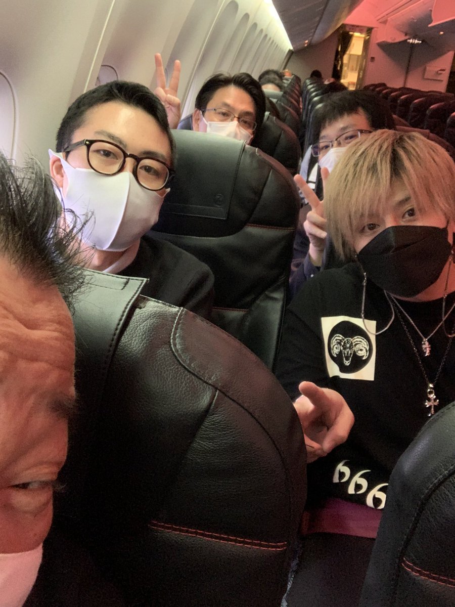 saxaccord's tweet photo. いざ高松✈️
みなさ〜ん❗️
明日ですよ〜‼️

#Saxaccord
#穴吹学園ホール
#Comican https://t.co/0IpiTnRLYS