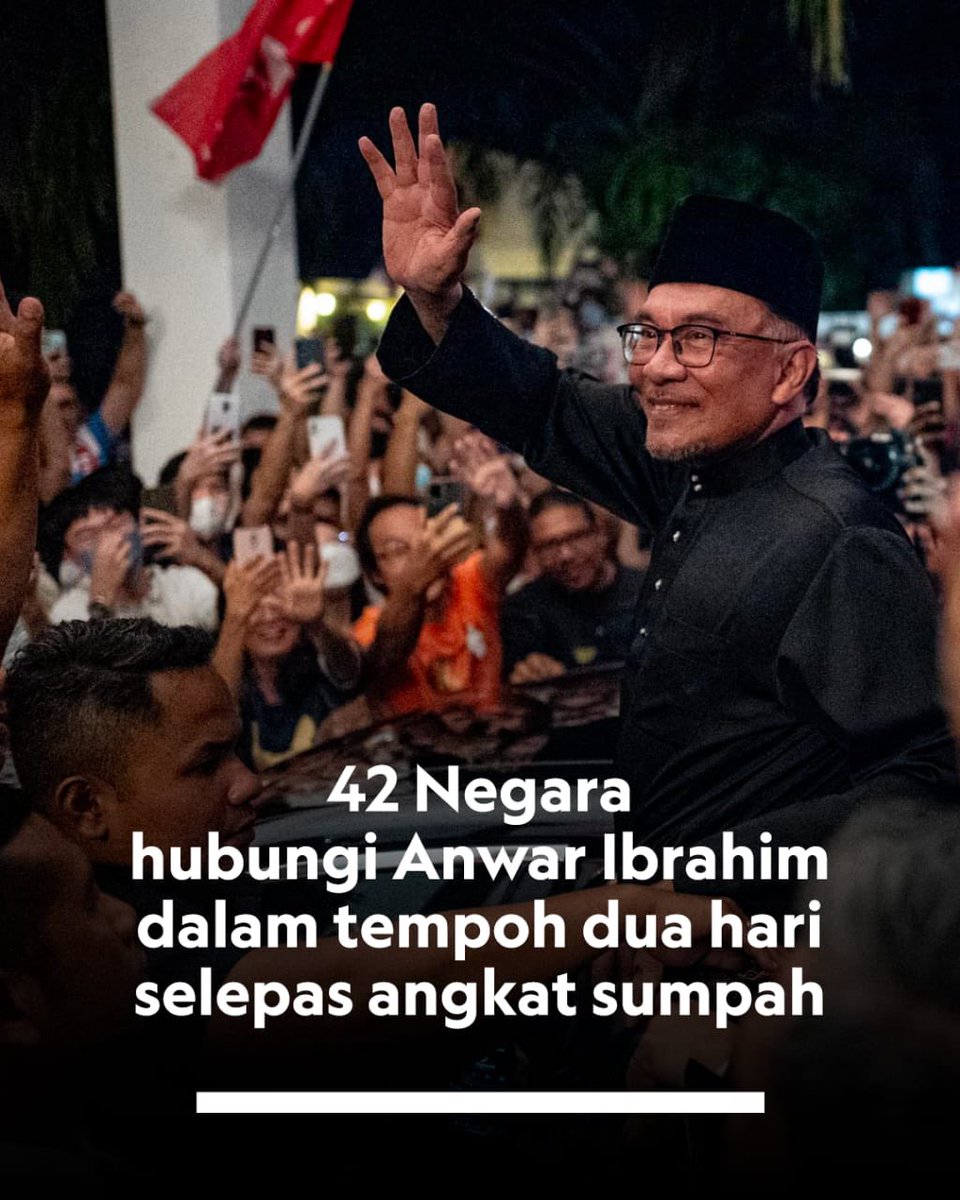 tjerealjoker's tweet photo. Berbeza dgn Mahiaddin yg hanya dapat 6½ call. 

Yg ½ tu pon abam Grab confirm order. 🥺😭

#KerajaanYDPA
#DemiPertiwi https://t.co/7vORVdRmZw