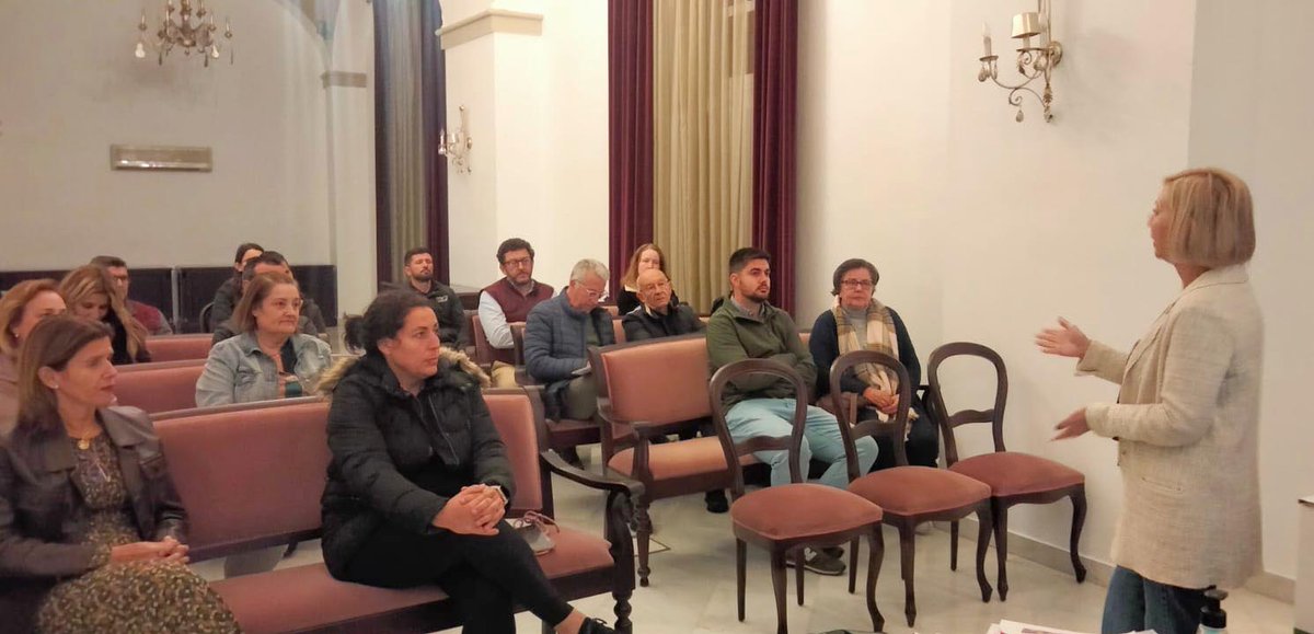 🕓 Llega diciembre y comienza la cuenta atrás para despedir 2️⃣0️⃣2️⃣2️⃣ en clave #LEADER🇪🇺🌿

🗣Los Grupos de Desarrollo Rural informan a los emprendedores rurales cómo solicitar los fondos #LEADER para emprender en sus pueblos

¡Nos gusta ver gente en #AndaluciaRural!💚