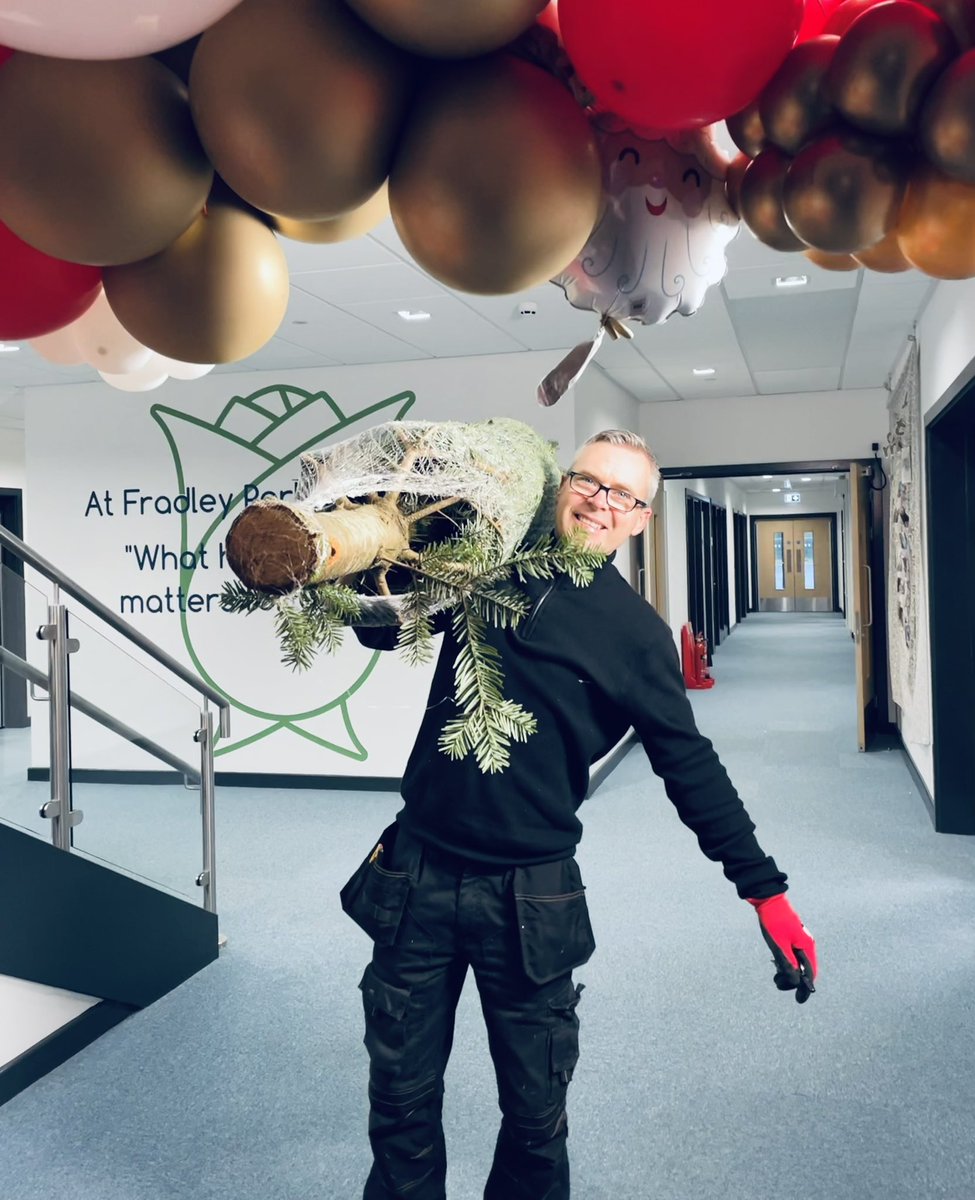 FradleyPrimary's tweet photo. It’s beginning to look a lot like Christmas @FradleyPrimary thanks to Mr G #fradleyfirsts #tree https://t.co/JZvsD9SHze