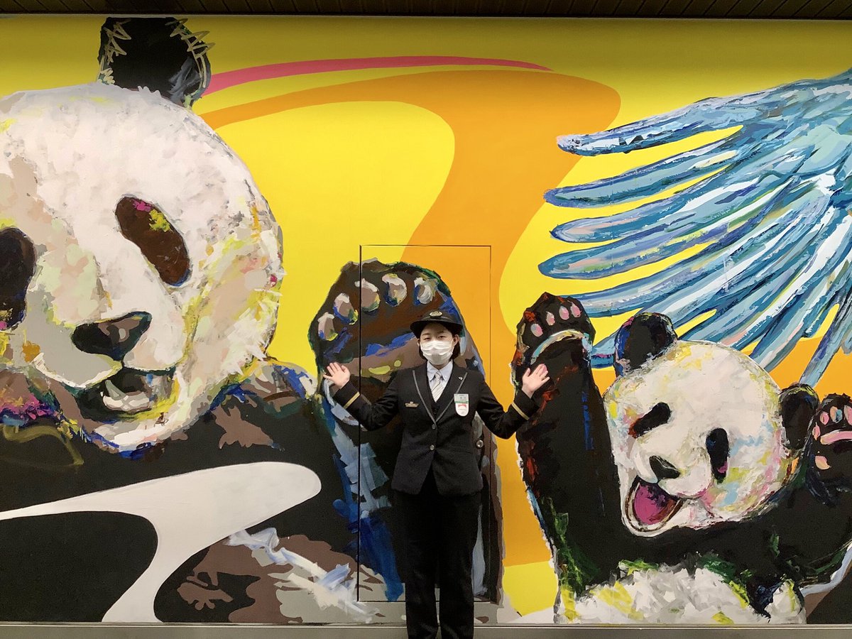 上野駅にウォールアートを見に行こう🎨／ 公園口改札内の大きな壁画🖼9