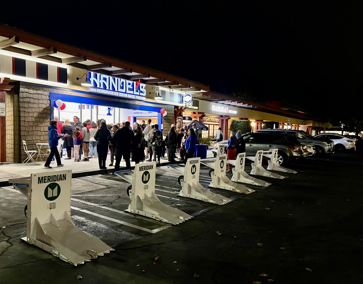meridianbarrier's tweet photo. Congratulations to @handelsicecream opening in La Canada, CA and great job using our barriers to protect the crowd of ice cream lovers young and old. #crowdprotection #vehiclebarriers #protectingpeople https://t.co/ucPBGw50Qh