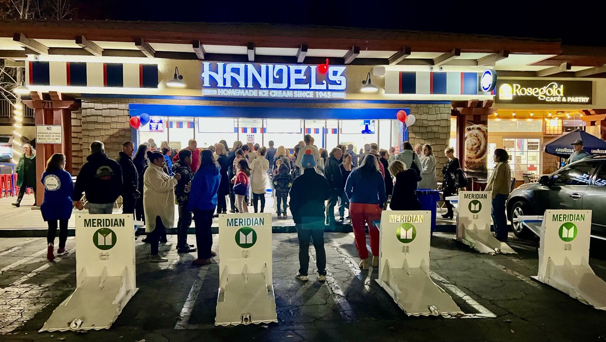 meridianbarrier's tweet photo. Congratulations to @handelsicecream opening in La Canada, CA and great job using our barriers to protect the crowd of ice cream lovers young and old. #crowdprotection #vehiclebarriers #protectingpeople https://t.co/ucPBGw50Qh