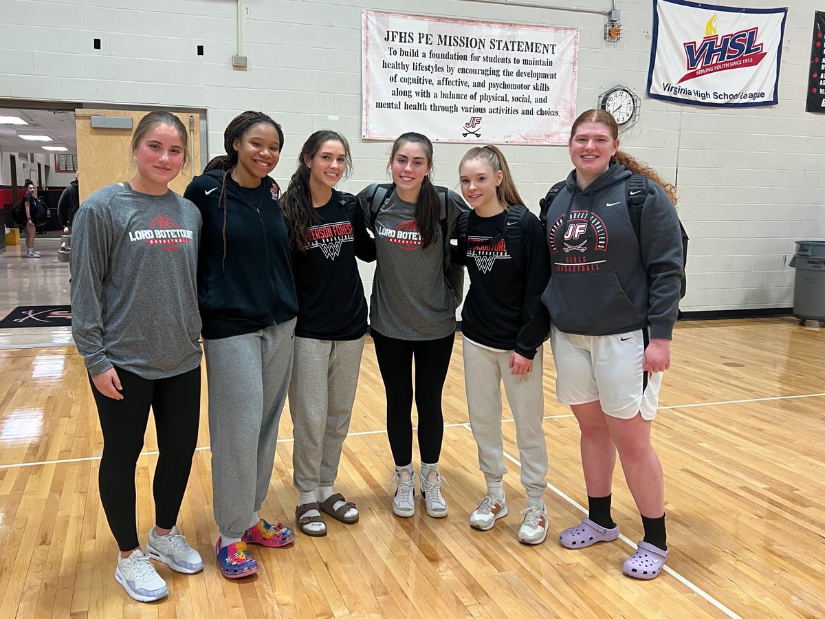 6 Storm girls went to war tonight &amp; played their hearts out! Congrats to <a href="/LBHSGirlsBball/">Lord Botetourt HS GBB</a> for the W vs <a href="/jf_basketball/">Lady Cavs Basketball</a> - Both teams played w/ heart &amp; it was fun to watch!

(Left->Right) <a href="/grayson_alfano/">Grayson Alfano</a> <a href="/KennedyHancock6/">Kennedy Hancock</a> <a href="/bellahillll/">Bella Hill</a> <a href="/MadilynWint2025/">Madilyn Winterton</a> @MoriahTate2025 <a href="/MyaMartin44/">Mya Martin</a>