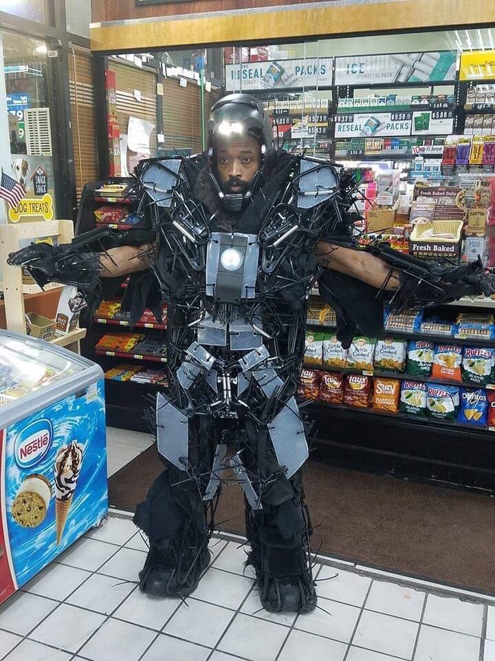 Brailled: Fit Of The Week tweet media